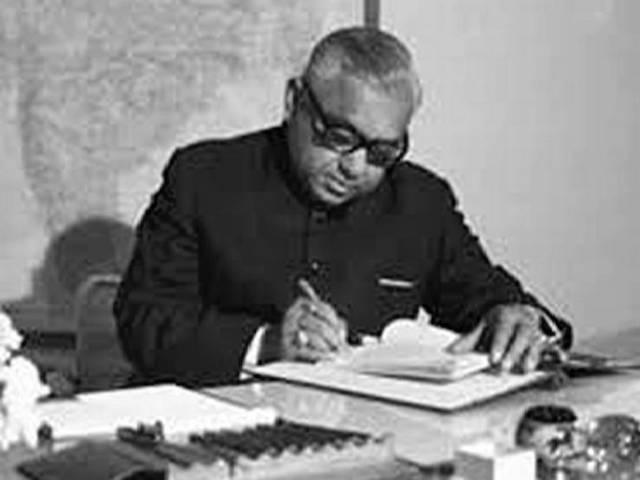 पूर्व रेलमंत्री हत्या मामले में बेटे ने कहा निर्दोष हैं चारों आनंदमार्गी lalit narayan mishra_