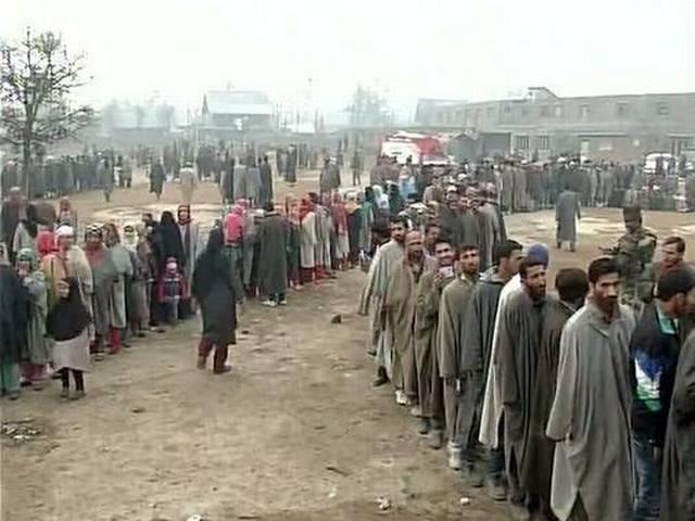 LIVE: झारखंड और जम्मू-कश्मीर में तीसरे चरण के लिए वोटिंग जारी election_jammu_kashmir_jharkhand