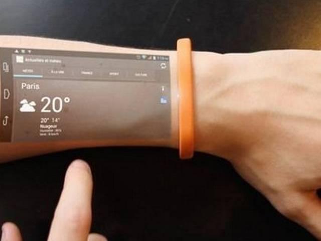 अब अपनी कलाई पर जब चाहें तब चलाएं अपना स्मार्टफोन Cicret Bracelet: Wear Your Phone On Your Skin!