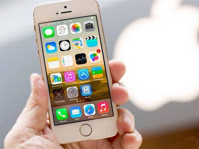 दिल्ली पुलिस ने जीपीएस से लैस ऊबर के ड्राइवर का आईफोन बरामद किया uber_driver_