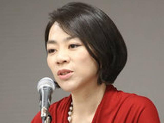 जब बादाम परोसे जाने के कारण रन-वे से वापस लौटा विमान Korean Air Executive Resigns Post After Halting Flight Over Snack Service