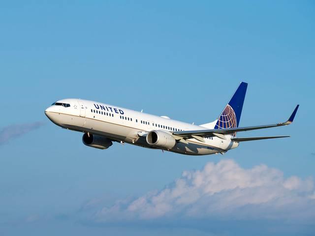 ...और जब उड़ते विमान में बढ़ गया एक यात्री! Baby Born in Flight Aboard Airliner Over California