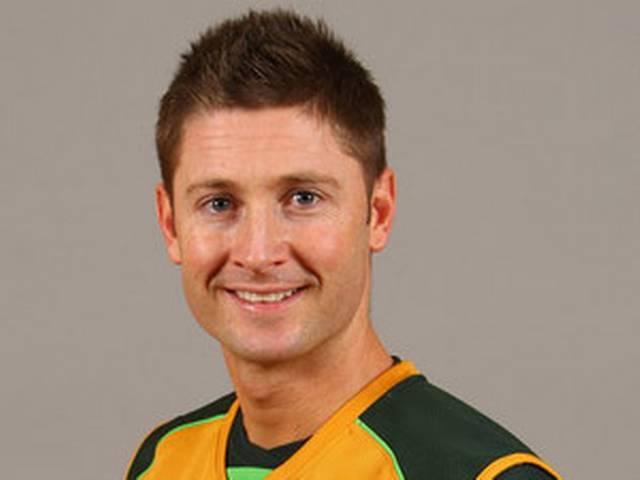 खास तिकड़ी में शामिल हुए क्लार्क clarke_