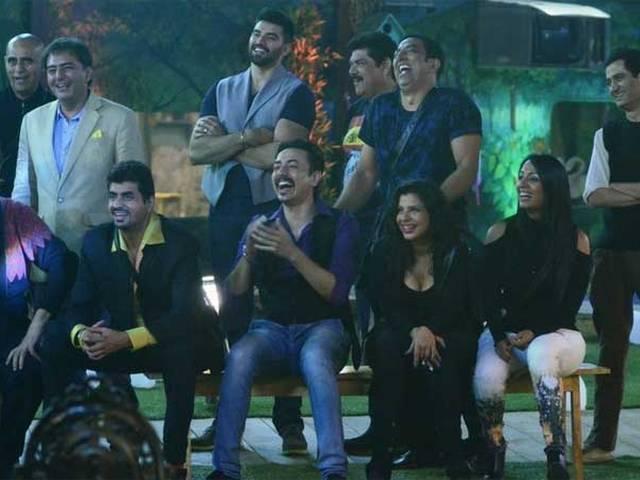 बिग बॉस: राहुल महाजन को अलविदा कहते वक्त भर आईँ डिंपी की आंखें Dimpy became emotional saying goodbye to Rahul Mahajan