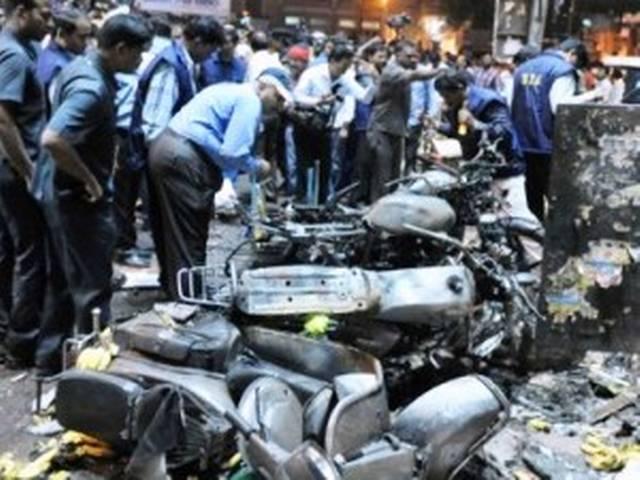 एक शख्स दो धमाकों में घायल: संयोग या साजिश एक शख्स दो धमाकों में घायल: संयोग या साजिश