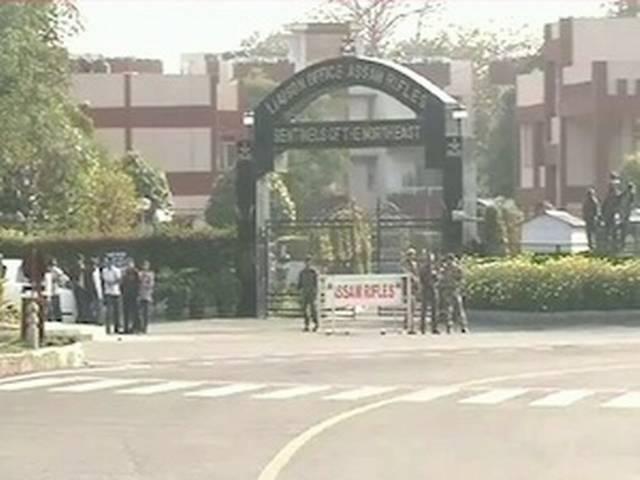 दिल्ली कैंट इलाके में बम की अफवाह से दहशत दिल्ली कैंट इलाके में बम की अफवाह से दहशत