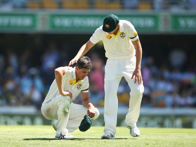 स्टार्क को ‘ढीला’ कहने के बाद वार्न ने दी सफाई shane warne