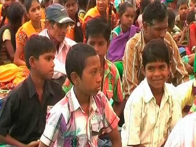अब गुजरात में 'घर वापसी' hindu