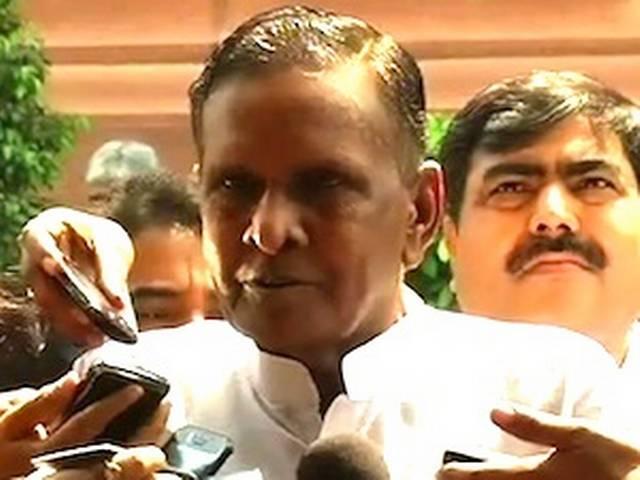 नरम पड़े बेनी, पीएम से मुलाकात के बाद जताया खेद नरम पड़े बेनी, पीएम से मुलाकात के बाद जताया खेद
