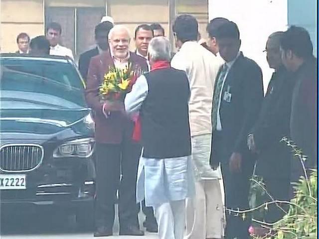ABP LIVE: जम्मू कश्मीर में सरकार के लिए दावा पेश करेगी बीजेपी abp_live