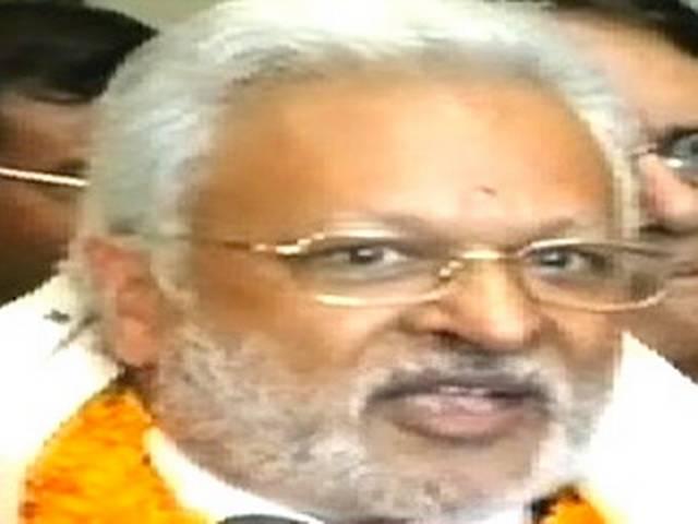 पैसे लेकर नरेंद्र मोदी से नहीं मिले: आयोजक पैसे लेकर नरेंद्र मोदी से नहीं मिले: आयोजक