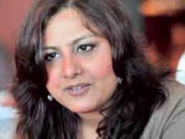 भीड़ में बीजेपी नेता वाणी त्रिपाठी के साथ बदसलूकी भीड़ में बीजेपी नेता वाणी त्रिपाठी के साथ बदसलूकी