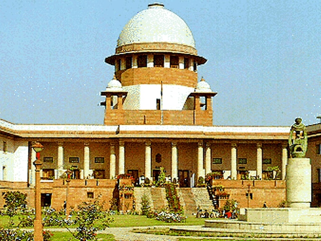 2014: सुप्रीम कोर्ट ने बरकरार रखी सर्वोच्चता 2014-supreme-court-put-to-task-centre-cbi-bcci-sahara-for-their-acts