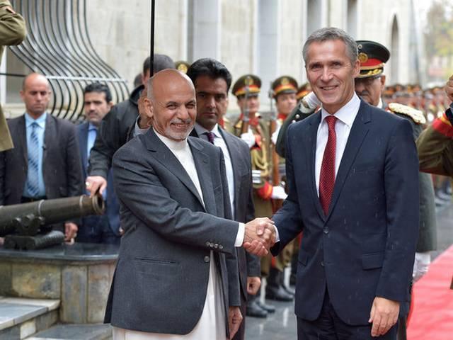 नाटो ने अफगानिस्तान में अपनी 13 साल की लड़ाई का अंत किया NATO mark end of 13-year war in Afghanistan