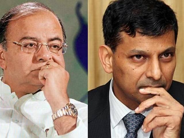 मोदी के 'मेक इन इंडिया' पर आमने-सामने रिजर्व बैंक गवर्नर और वित्त मंत्री Arun Jaitley rejects Raghuram Rajan’s criticism of ‘Make in India’