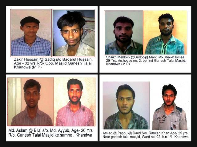 बेंगलूरु ब्लास्ट केस में एबीपी न्यूज का बड़ा खुलासा ABP News Exclusive footage: CCTV visuals of SIMI activists, who fled from Khandwa prison, surfaced, injured SIMI activist seen on bike, security forces trying to get some clue about the absconding SIMI Terrorists.
