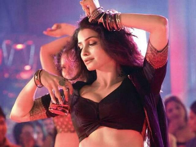 2015 में फिल्म करूंगी एक से ज्यादा : प्राची prachi desai_