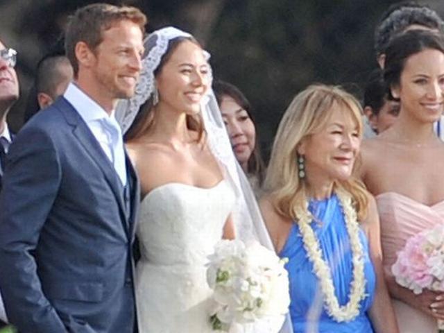 शादी के बंधन में बंधे फॉर्मूला वन स्टार बटन Jenson Button marries supermodel Jessica Michibata