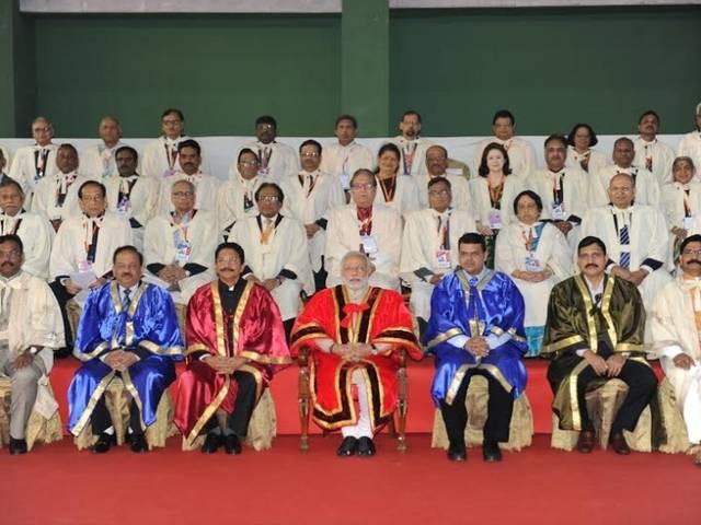 विज्ञान एवं प्रौद्योगिकी को बनाएंगे राष्ट्रीय प्राथमिकता, अनुसंधान की होगी सहूलियत: मोदी PM’s remarks at the 102nd Indian Science Congress