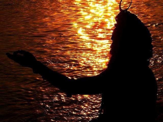 संगम तट पर संत मशीन से जपेंगे 'रामनाम' sangam sant worship