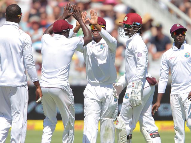 गेंदबाजों ने वेस्टइंडीज को दिलाई वापसी, अब बल्लेबाजों की परीक्षा souh africa_west Indies