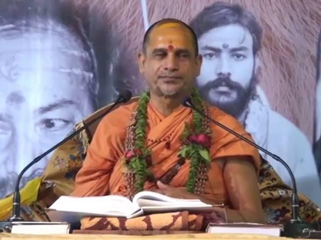हर व्यक्ति हिंदू के रूप में जन्म लेता है: महंत सदानंद सरस्वती Every person takes birth as a Hindu: Mahant Sadanand Saraswati