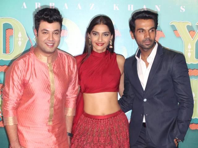 पुरस्कारों के लिए फिल्म नहीं करती : सोनम कपूर Not doing films for awards: Sonam Kapoor