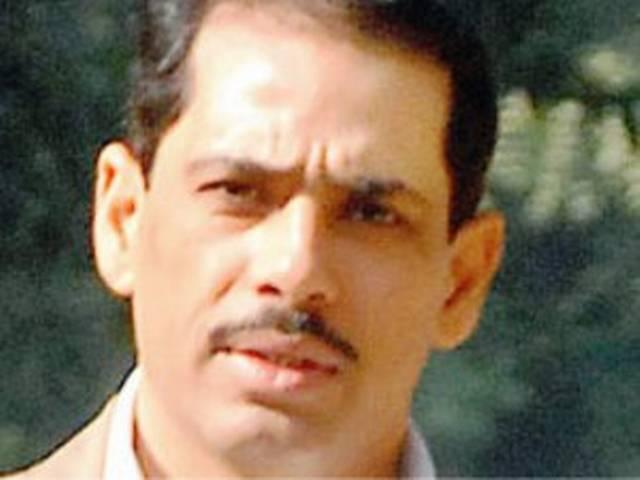 वाड्रा ने किया जमीनों की डील में फर्जीवाड़ा: खेमका वाड्रा ने किया जमीनों की डील में फर्जीवाड़ा: खेमका