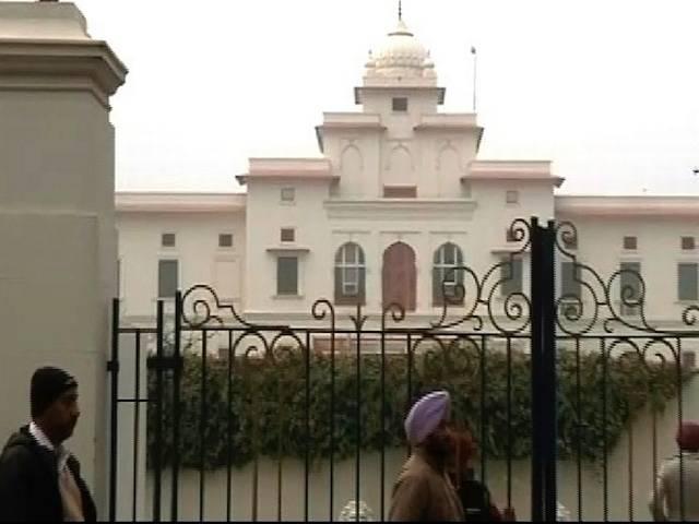 कांग्रेस में लंच के बहाने ताकत दिखाने में मची होड़, अमरिंदर सिंह ने किया बायकॉट punjab congress