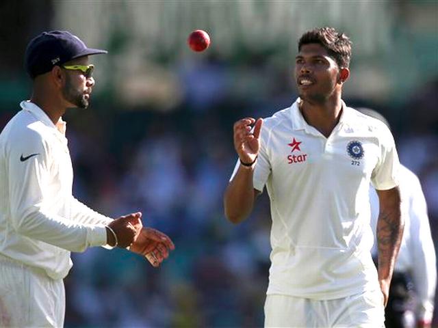 टेस्ट रैंकिंग में 12वें स्थान पर पहुंचे कोहली, संगकारा शीर्ष पर Test rankings: India down to 7th; Kohli, Smith on the rise