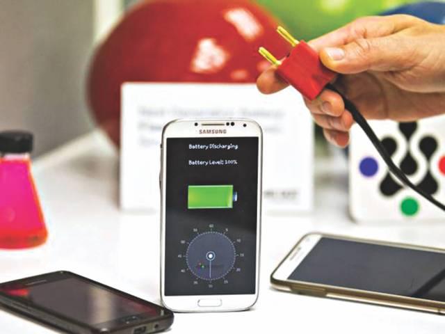 सिर्फ 2 मिनट और स्मार्टफोन होगा फूल चार्ज two minute charger