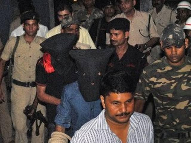 यासीन भटकल 12 दिन की एनआईए हिरासत में यासीन भटकल 12 दिन की एनआईए हिरासत में