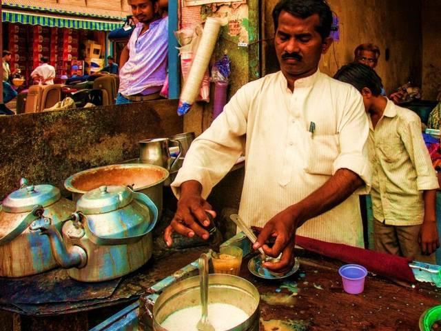 अब चाय की दुकान पर मिलेगा मुफ्त इंटरनेट का लुत्फ! Chaiwallas in Mumbai to offer free Wi fi