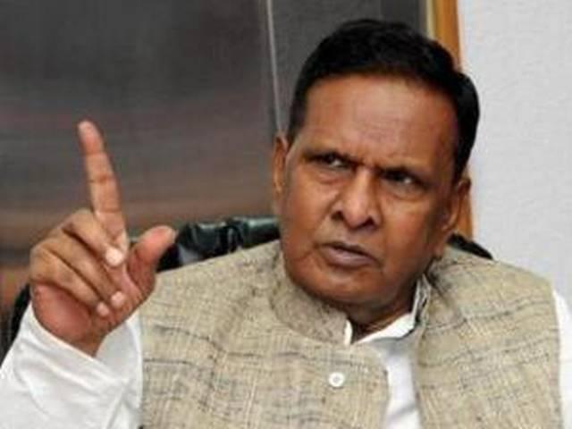 ऐ मेरे लोगों मोदी हत्यारा है, क्या उसे PM बनाओगे: बेनी ऐ मेरे लोगों मोदी हत्यारा है, क्या उसे PM बनाओगे: बेनी