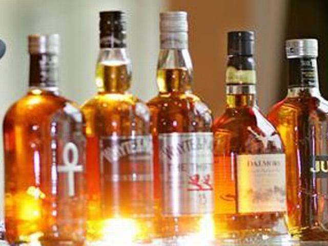यूपी में राजमार्गो से हटेंगी शराब की दुकानें wine shops to be removed from highways in up