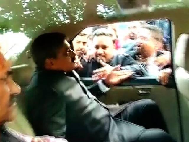 टिकट बंटवारे पर बीजेपी दफ्तर में फिर हंगामा, लगे मुर्दाबाद के नारे bjp ticket tension