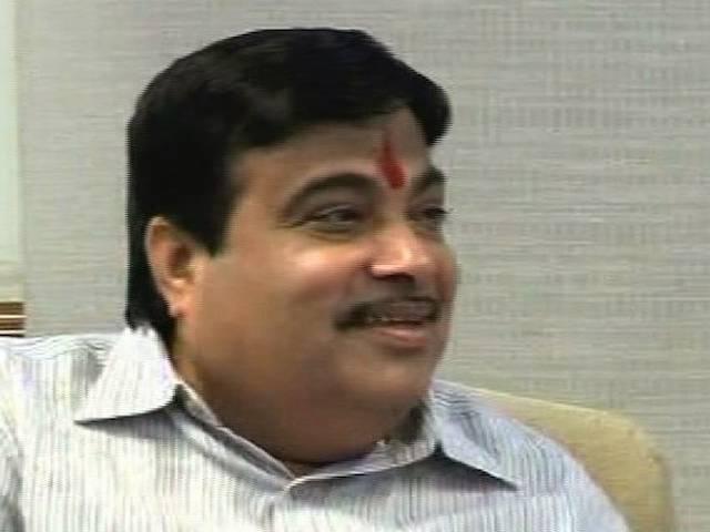 गडकरी बोले केंद्र में है राम भक्तों की सरकार, आजम ने ली चुटकी gadkari_azam khan_ram_