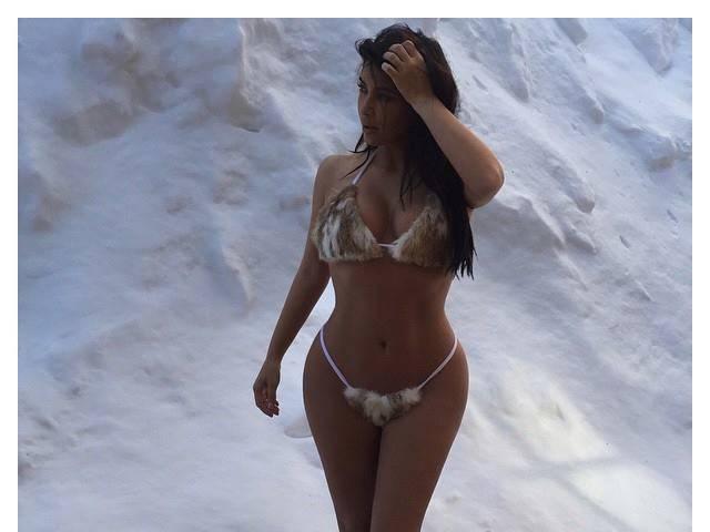 'द ब्वॉय नेक्सट डोर' का बेसब्री से इंतजार कर रही हैं किम kim kardashian disparately waiting for the boy next door