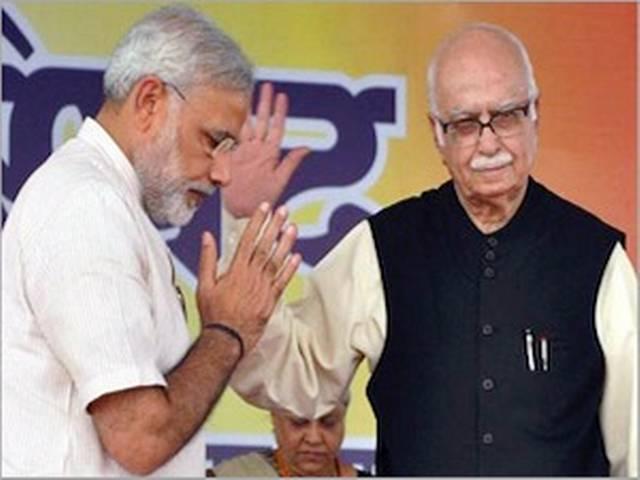 मोदी के सामने आडवाणी खेमे ने रखी तीन शर्तें मोदी के सामने आडवाणी खेमे ने रखी तीन शर्तें
