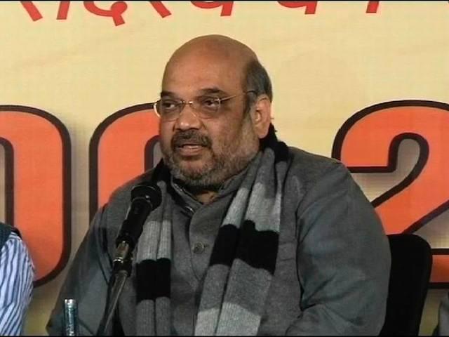 नीतीश ने प्रधानमंत्री बनने के लिए कांग्रेस से हाथ मिलाया: शाह nitish_amit shah_