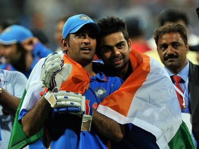बीसीसीआई ने धोनी-कोहली का साझा फोटो डालकर दी रिपब्लिक डे की शुभकामनाएं Team India_Australia_Republic Day_Mahendra Singh Dhoni_Virat Kohli