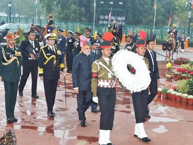 रिमझिम बारिश, कोहरे और सर्दी के बीच गर्मजोशी से मना गणतंत्र दिवस republic_day