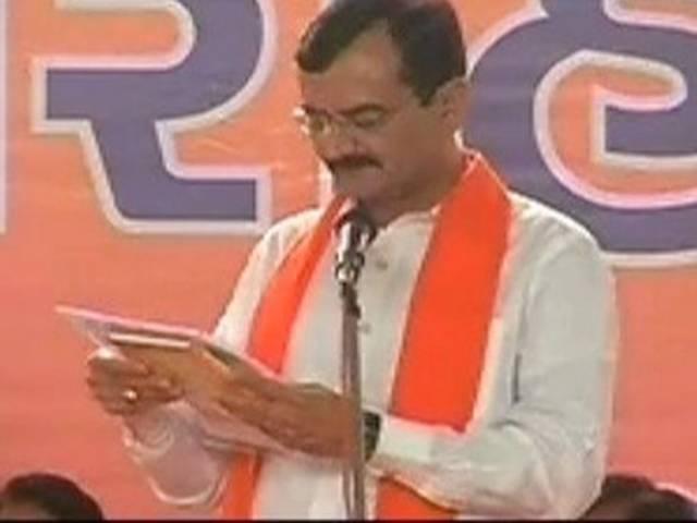 इशरत एनकाउंटर में मोदी के एक मंत्री से CBI की पूछताछ पूरी इशरत एनकाउंटर में मोदी के एक मंत्री से CBI की पूछताछ पूरी