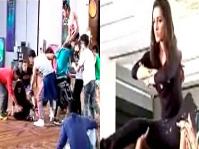 WATCH! डांस के दौरान गिरीं श्रद्धा कपूर! When Shraddha Kapoor had a great fall