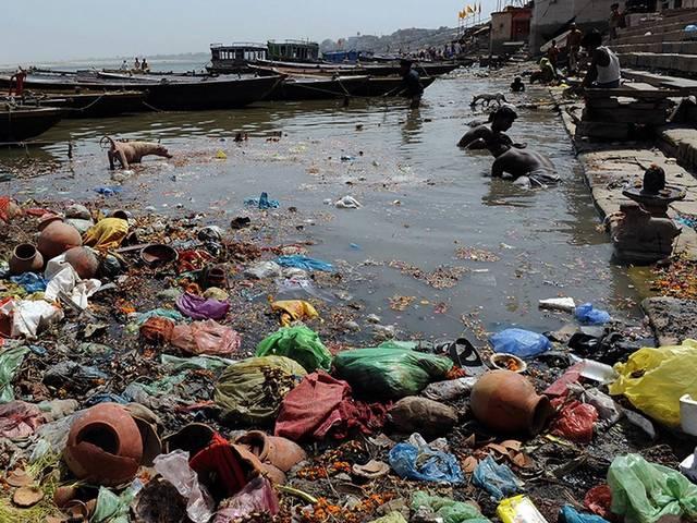 वाराणसी में गंगा पुनरुद्धार: काम कम, वादे ज्यादा ganga