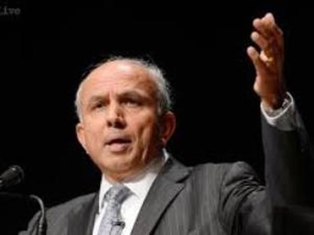 प्रेम वत्स बुरे वक्त में करते हैं रणनीतिक निवेश प्रेम वत्स बुरे वक्त में करते हैं रणनीतिक निवेश