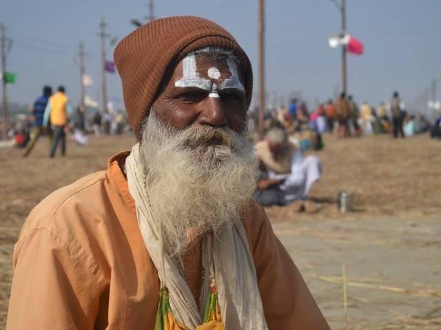 माघ मेला: पूर्णिमा पर श्रद्घालुओं ने संगम में लगाई डुबकी magh mela_purnima_