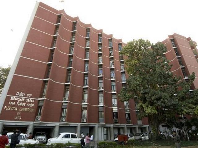 केजरीवाल का नाम दिल्ली की मतदाता सूची में दर्ज होना सही है: चुनाव आयोग eci_on_kejriwal