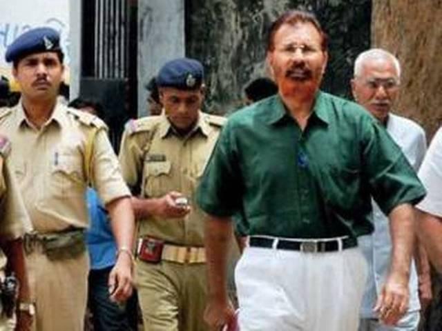 इशरत जहां मुठभेड़ मामला: वंजारा और पांडेय को जमानत मिली Vanzara gets bail in Ishrat Jahan encounter case