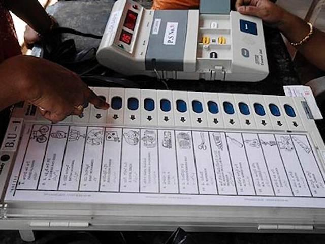 दिल्ली विधानसभा चुनावों में 311 मतदाताओं की उम्र 100 साल से ज्यादा delhi election_election_voter_